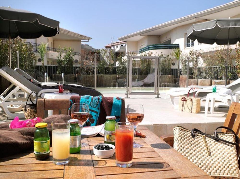 Brit Hotel Confort Le Revest Sainte-Maxime Kültér fotó